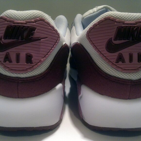 Women's Nike Shoes Size 11.5 Air Max 90 SE Neapolitan W - Picture 8 of 11